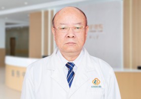 张联民副主任医师